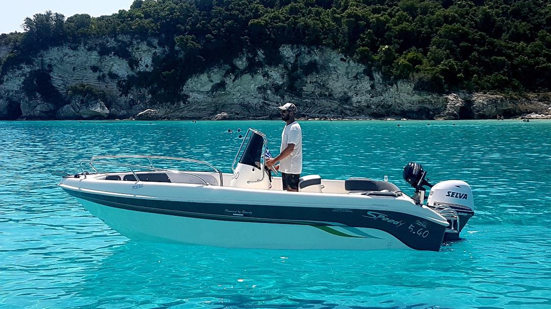 Paxos Boat Hire & Rentals - SPEEDY 550 PLUS DELUXE